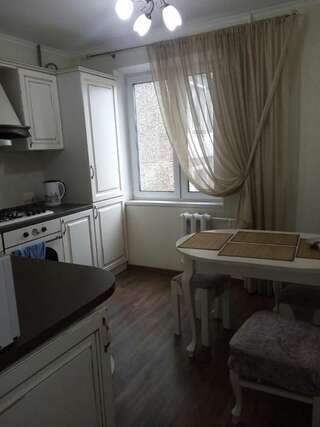 Апартаменты Apartment near metro Malinovka Минск Апартаменты с балконом-9